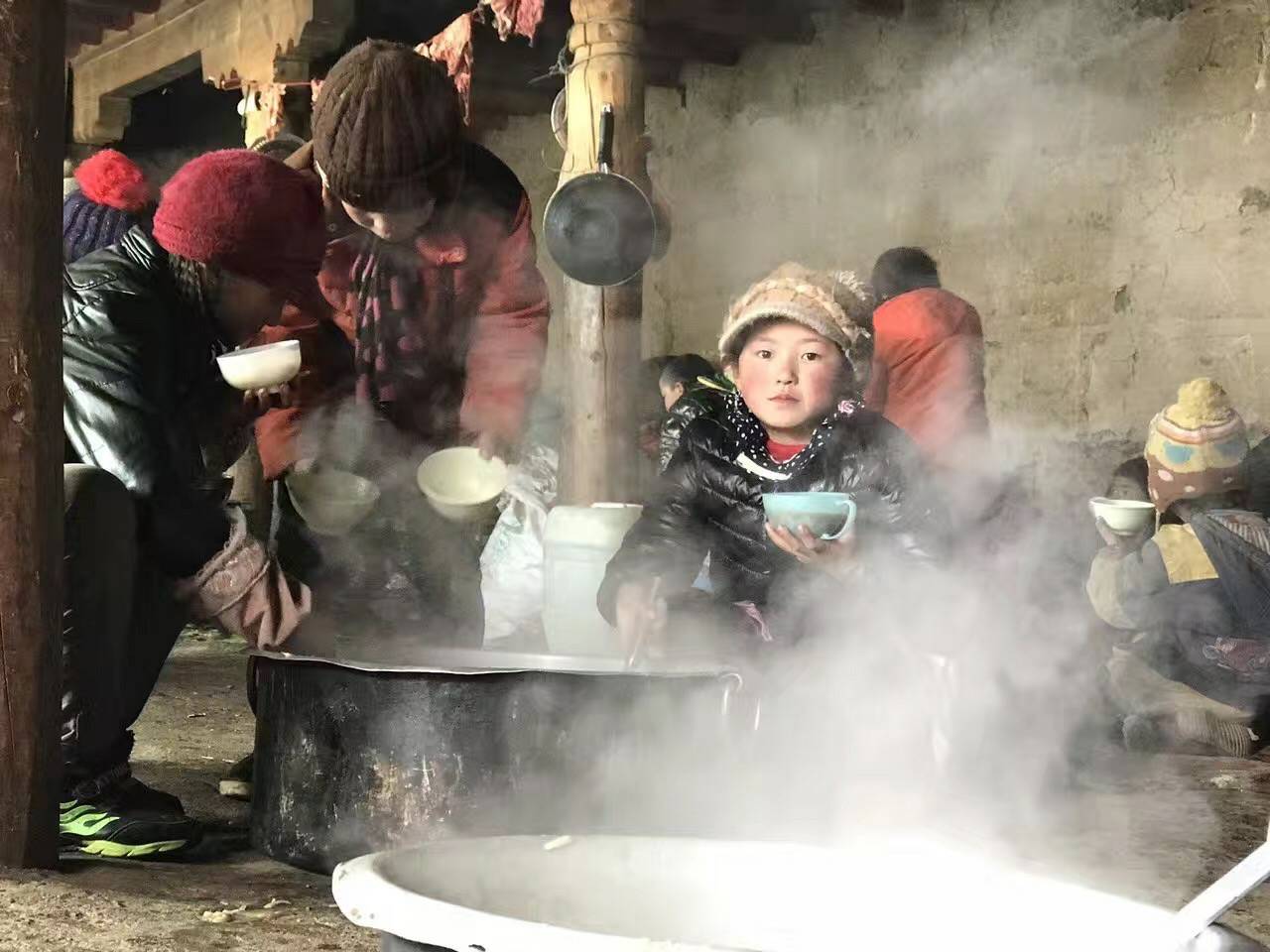 长沙睿达碳中和技术服务有限公司公益回顾丨家国同欢月同圆 温暖满载甘孜州(图10)